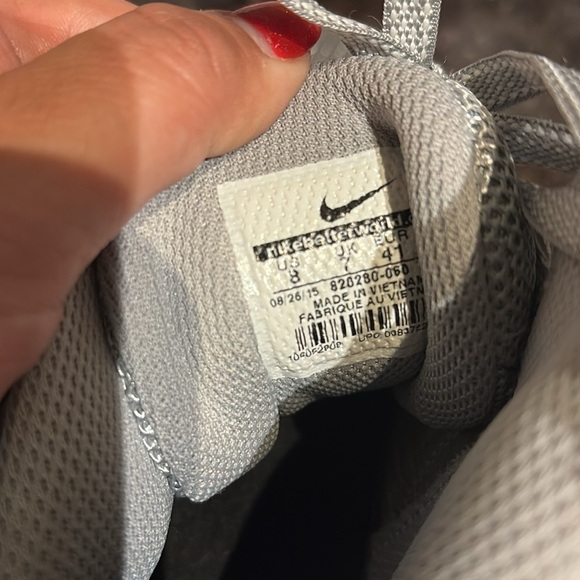 Nike Football Cleats Alpha Pro 2 3/4 TD Sz 8 Men’s Shoes Silver  820280-060- - Picture 7 of 8